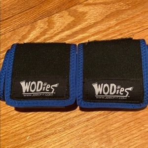 Wodies Wristbands to Lift weights